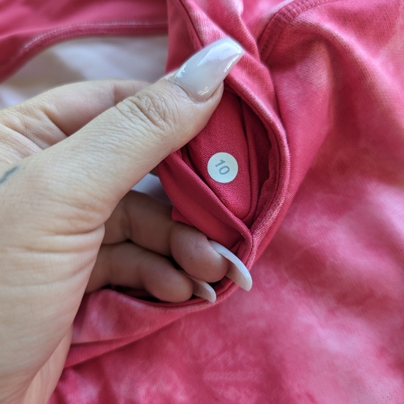 Lululemon capris - Picture 2 of 5